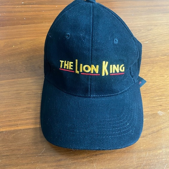 Disney The Lion King Hat - Picture 3 of 4